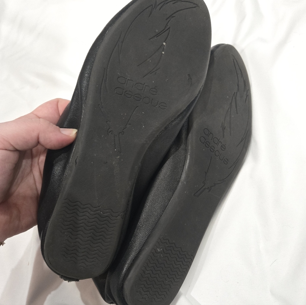 Andre Assous Black Nalah Leather Flats Size 9 - Picture 8 of 8